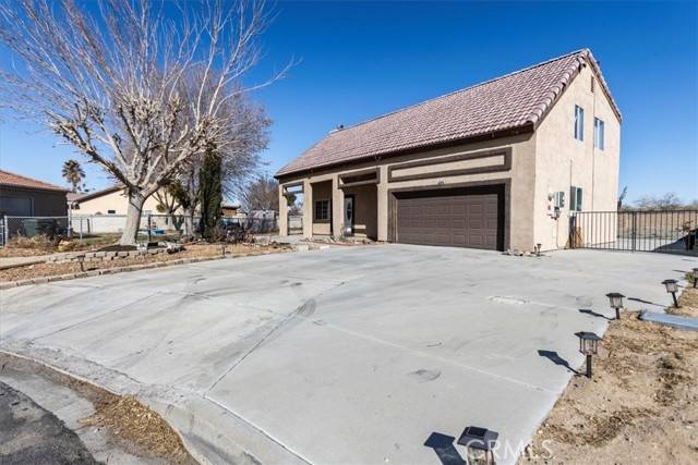15080 Birdie Lane, Helendale, CA 92342