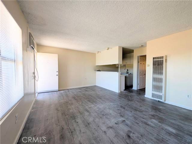 San Bernardino, CA 92404,259 E 49th Street #1