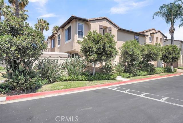 Murrieta, CA 92563,30462 Pelican #B