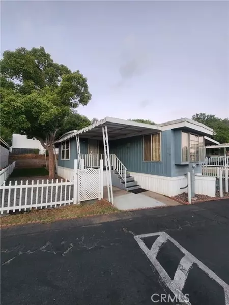 351 E Bradley #19, El Cajon, CA 92021