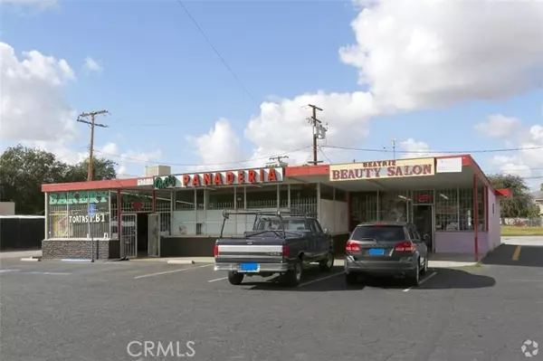 Riverside, CA 92507,407 Iowa Avenue