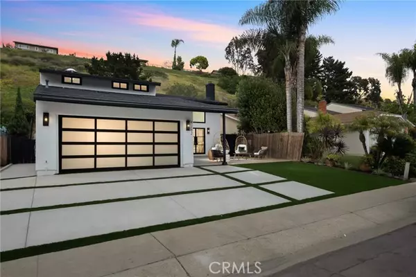 4282 Robbins Street, San Diego, CA 92122