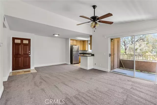 2275 Del Mar Way #307, Corona, CA 92882