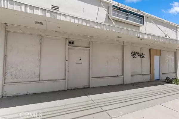 Fontana, CA 92335,16756 Foothill Boulevard