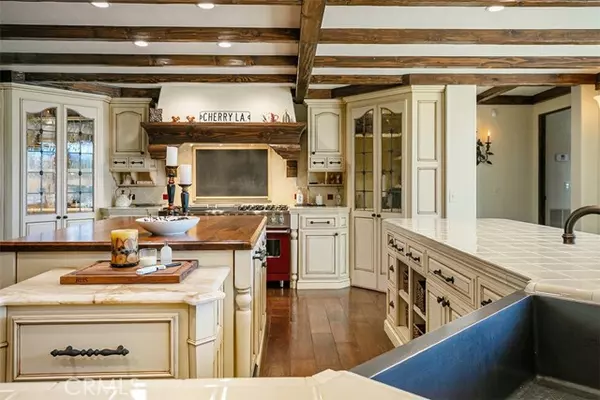 Lake Arrowhead, CA 92352,28087 North Shore Road