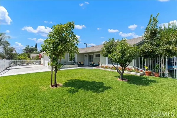 North Hills (los Angeles), CA 91343,8521 Gloria Avenue