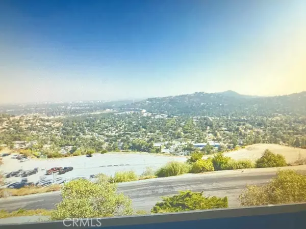 752 Galaxy Heights Drive, La Canada Flintridge, CA 91011