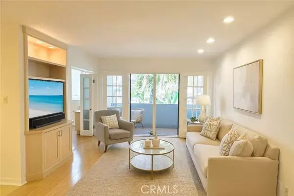 901 10th Street #205, Santa Monica, CA 90403