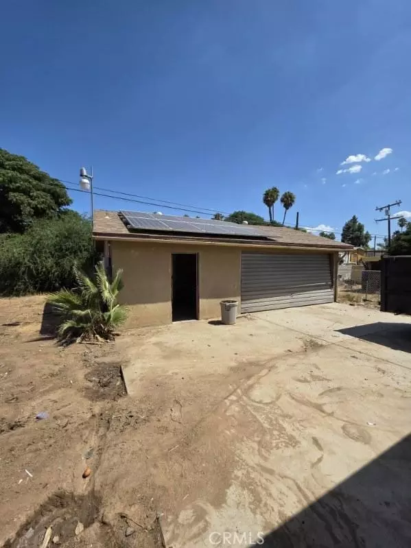 Perris, CA 92570,22806 La More Road