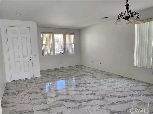 San Jacinto, CA 92583,950 Tucson Court