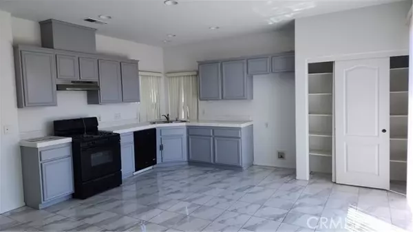 San Jacinto, CA 92583,950 Tucson Court