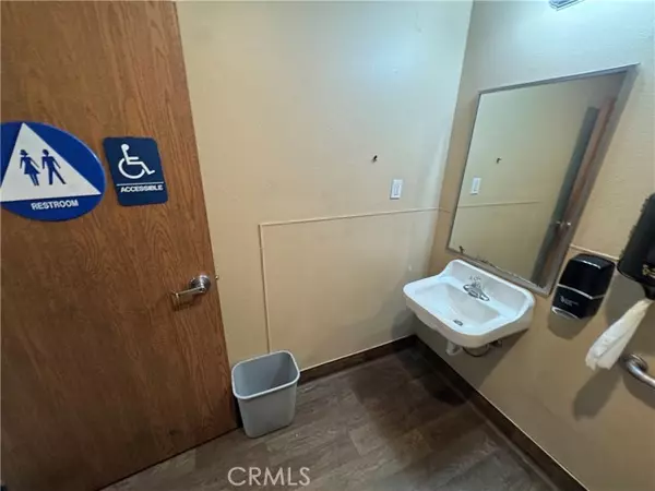 Fontana, CA 92337,10672 Calabash Avenue