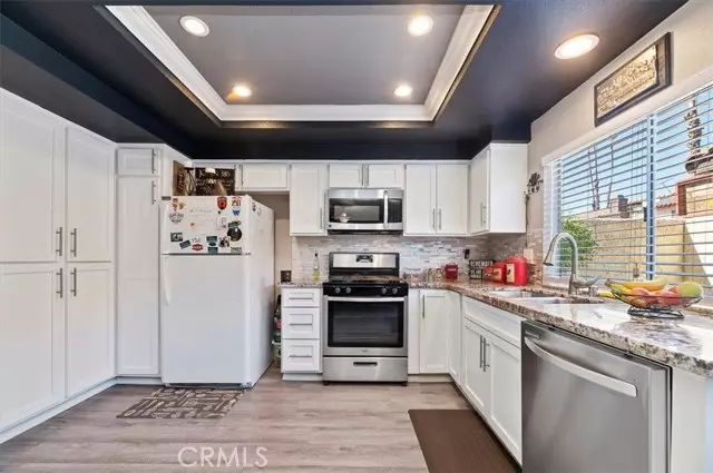 Colton, CA 92324,1077 Santo Antonio Drive #65