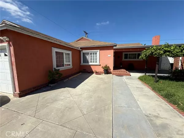 Santa Ana, CA 92703,1014 N Daisy Avenue