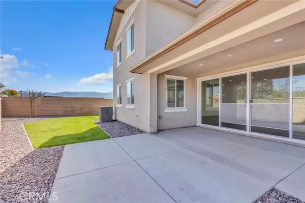 Corona, CA 92879,409 Harding