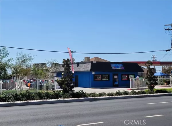 8178 Mission Boulevard, Riverside, CA 92509