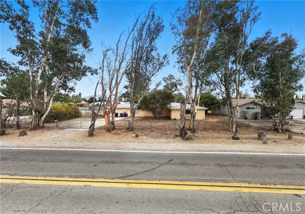Fontana, CA 92335,15141 Randall