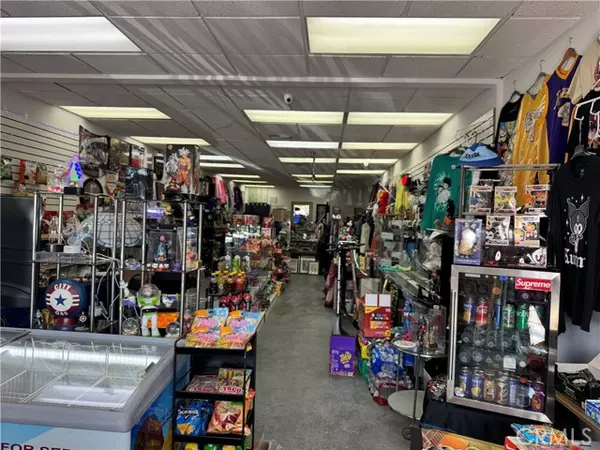La Puente, CA 91731,10949 Main Street