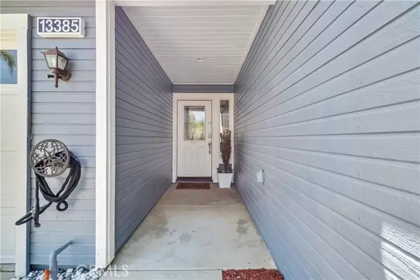 Corona, CA 92883,13385 Knollwood