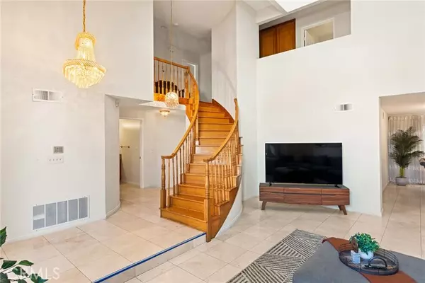 Tarzana (los Angeles), CA 91356,18210 Hatteras