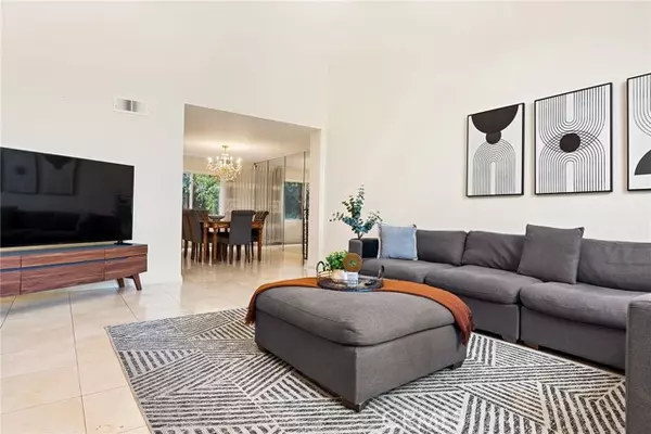 Tarzana (los Angeles), CA 91356,18210 Hatteras