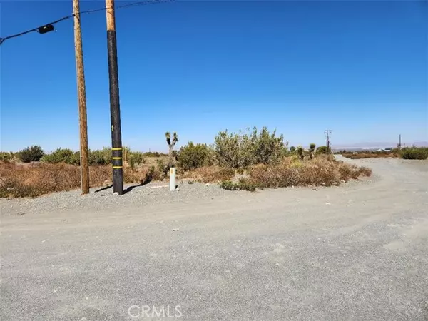 Pinon Hills, CA 92372,12 Cambria Road