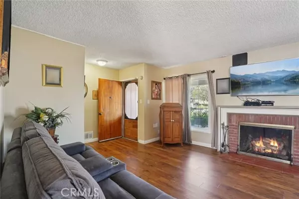 Ontario, CA 91762,945 W Bonnie Brae