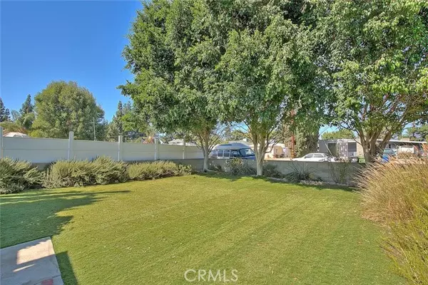 San Fernando, CA 91345,15524 Lemarsh Street