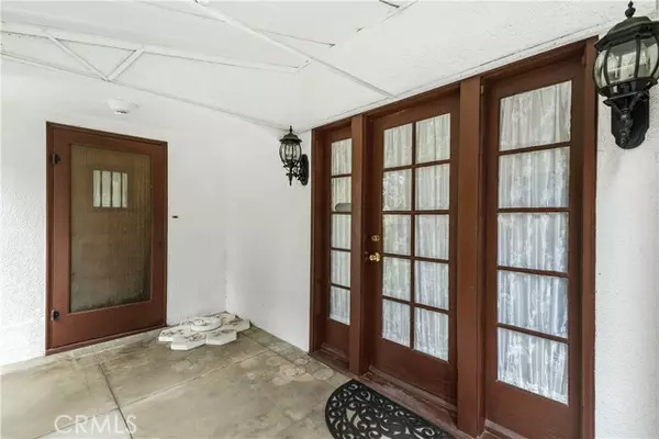 Redlands, CA 92373,24 N Buena Vista Street