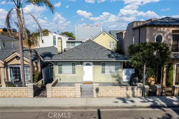 126 E Balboa, Newport Beach, CA 92661