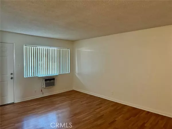 Montclair, CA 91763,4830 Canoga Street #M