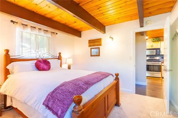 Lake Arrowhead, CA 92352,1226 Grass Valley