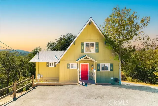 Lake Arrowhead, CA 92352,1226 Grass Valley