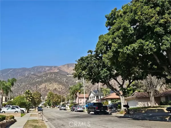 San Bernardino, CA 92407,5406 N D