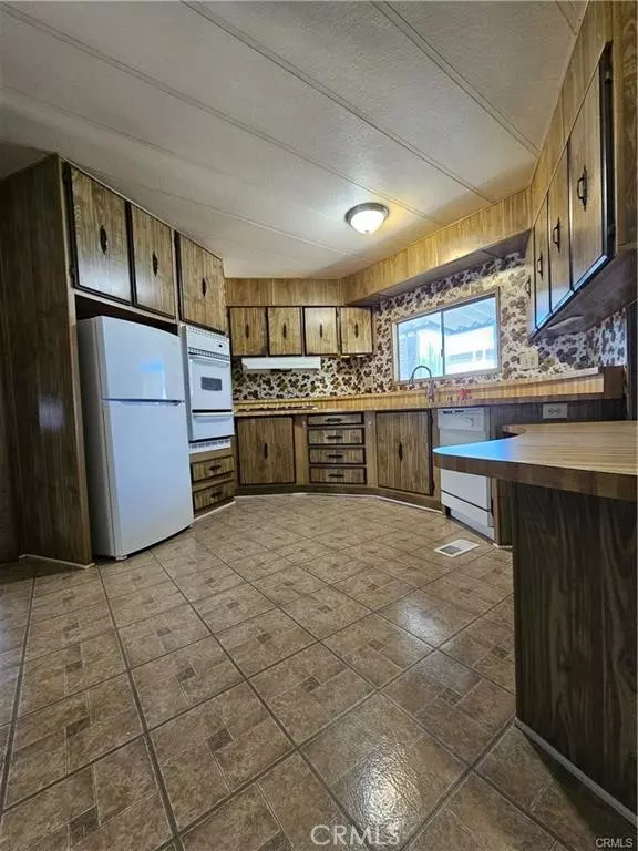 Moreno Valley, CA 92557,23820 Ironwood #173