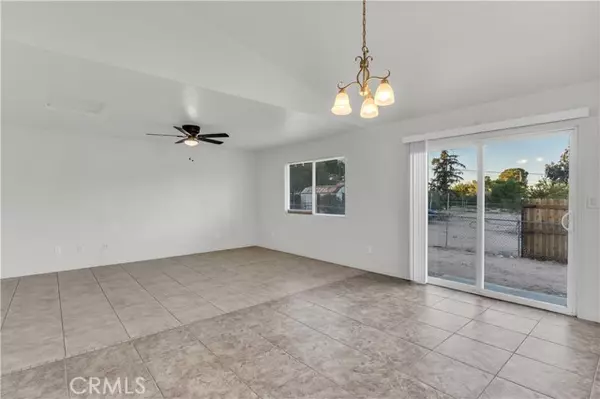 Hesperia, CA 92345,14486 Willow St
