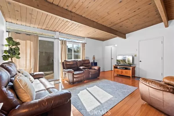 Santa Fe Springs, CA 90670,11032 Davenrich