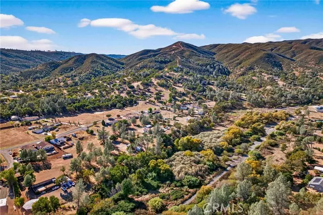 Clearlake Oaks, CA 95423,3245 Weeping Willow Way