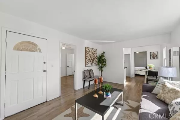 Compton, CA 90221,204 S Thorson