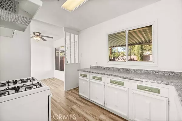 Lancaster, CA 93534,45443 Saigon