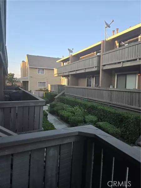 16414 Cornuta Ave #8, Bellflower, CA 90706