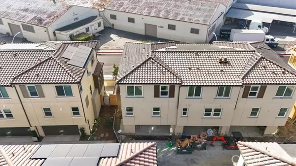 Pico Rivera, CA 90660,9328 Via Azul