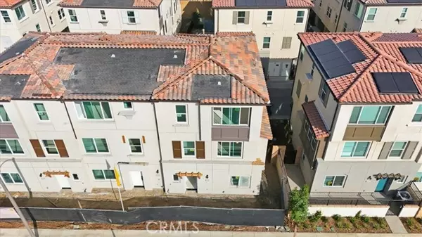 Pico Rivera, CA 90660,9328 Via Azul