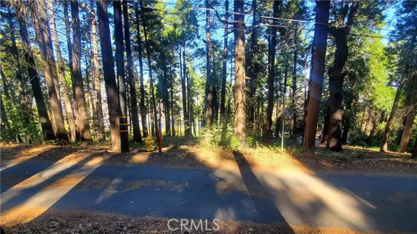 26 Peak Circle, Crestline, CA 92322