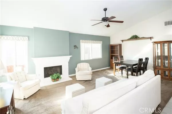 Jurupa Valley, CA 92509,6171 Darcee