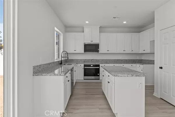 Menifee, CA 92585,27107 Kodiak Court