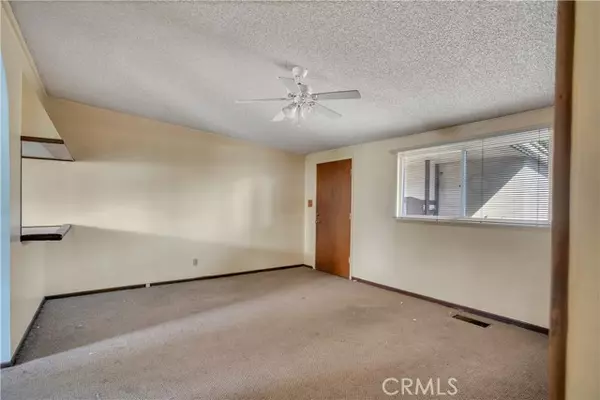 Riverside, CA 92503,9304 Martha