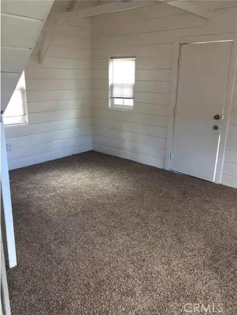 Crestline, CA 92325,369 Log Lane