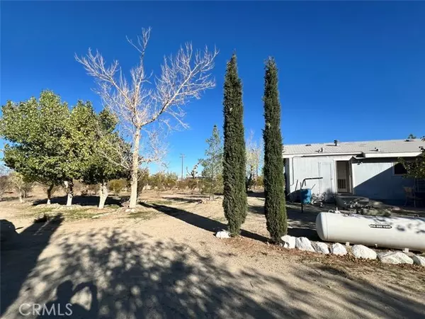 Pinon Hills, CA 92372,1011 Danbury