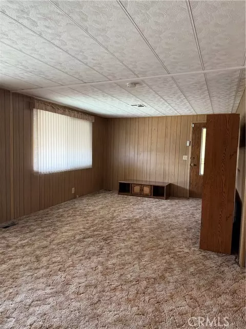 Hemet, CA 92543,944 S Elk